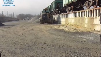 Не дорахувались 4 тис. тонн щебеню: начальнику підприємства Яворівщини оголосили підозру