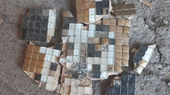 У Дрогобичі невідомі понищили вуличні мозаїки