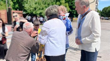 Шістьох військовослужбовців із Червоноградщини посмертно відзначили державними нагородами.