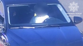 41-річна водійка Audi втекла з місця ДТП на Сихові й повернулася пʼяною