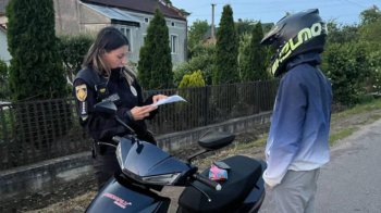 На Львівщині тривають рейди: штрафують батьків малолітніх скутеристів