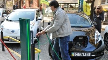 У Львові буде більше станцій для зарядки електромобілів