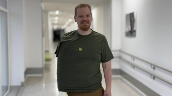 Львівські лікарі пересадили шкіру волонтеру, який постраждав під час виготовлення окопних свічок
