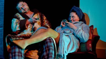 Скандальна акторка "Кварталу 95" Гатун, внесена у "Миротворець", їде з виставою у Львів 