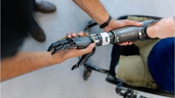 У медичних вишах навчатимуть на фахівців із протезування