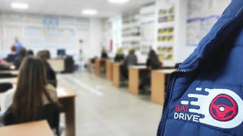 У львівській автошколі провели обшуки через можливе фіктивне навчання