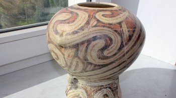 Трипільська ваза