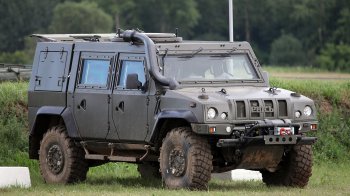 Три країни ЄС нададуть нові пакети військової допомоги для України