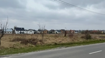 Ділянку під Львовом за 14 млн грн продали під торгові будівлі