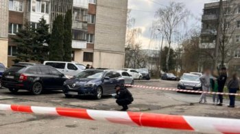 Затриманим виявився 34-річний інспектор Львівської митниці Андрій Труш
