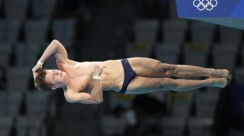 16-річний українець Середа здобув "золото" чемпіонату Європи зі стрибків у воду