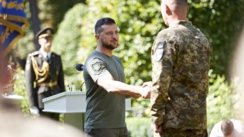 З нагоди Дня Незалежності Зеленський вручив державні нагороди: кого відзначили