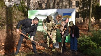 У Львові висадили “мільярдне дерево” в межах акції “Зелена країна”