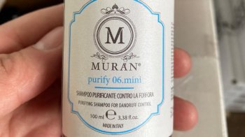 Мешканець Рівенщини спробував ввезти з-за кордону брендову косметику на понад 400 тис. грн