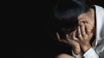 Зґвалтував із другом власну дочку: у Львові судять мешканця Запоріжжя за зґвалтування неповнолітньої