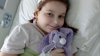 У Львові лікарі врятували 13-річну дівчинку зі злоякісною пухлиною мозку