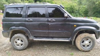 Матір загиблого захисника зі Славська передала автомобіль на потреби ЗСУ