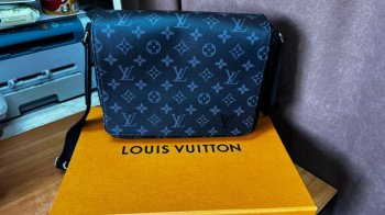 Bulgari, Dior і Cartier на пів мільйона: суд оштрафував контрабандиста