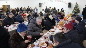 У Львові бездомних людей пригостять святковою вечерею