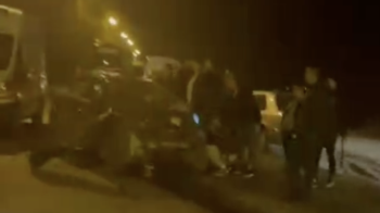 У Львові трапилось лобове зіткнення двох легкових автомобілів