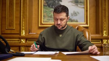 Зеленський звільнив посла України у Великій Британії