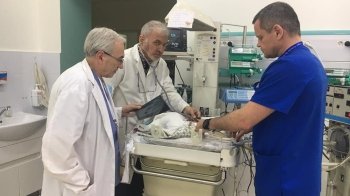 У львівському Охматдиті прооперували новонародженого хлопчика, у якого органи черевної порожнини опинилися у грудній клітці У львівському Охматдиті прооперували новонародженого хлопчика, у якого органи черевної порожнини опинилися у грудній клітці