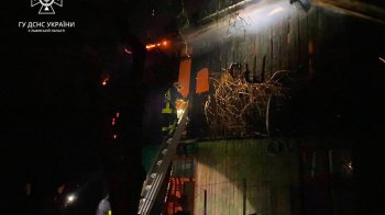 В будинку на Львівщині ледь не загинуло 4 людей: про пожежу повідомив сусід