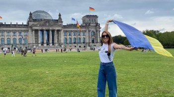 Львівська журналістка потрапила до лікарні після наїзду авто на переході