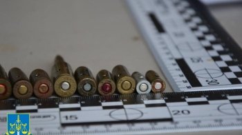 У Львові піймали чоловіка, який тримав вдома гранати та зброю