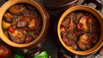 Готуємо чанахи з квасолею та грибами у горщиках