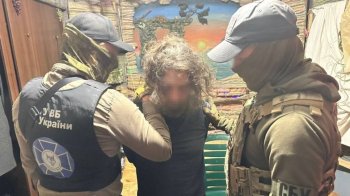 Фото затримання зрадника в Одесі