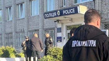 У Шептицькому СБУ проводить обшуки в райвідділі поліції