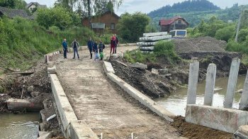 Повінь у Східниці: рух транспорту до Нового Кропивника відновили (відео)