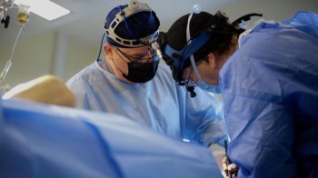 У Львові завершилася місія американських пластичних хірургів, які оперували воїнів ЗСУ