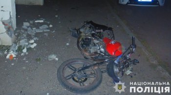 На Львівщині двох мотоциклістів госпіталізували через ДТП