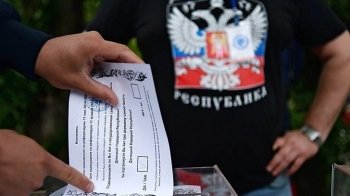 З українських полонених формують "козачий батальйон" та змушують їх голосувати на псевдореферендумі