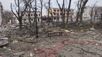 На Харківщині під завалами багатоповерхівки знайшли тіла 44 людей