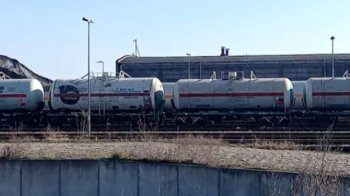 Цистерни з російським газом на кордоні з Польщею