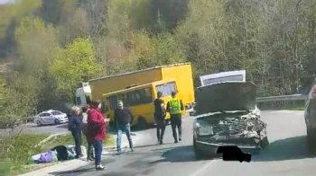 На Східницькому перевалі зіткнулась фура з легковиком