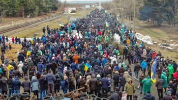 Ситуація на фронті: мешканці Старобільська, Водяного, Мелітополя та Енергодару сьогодні вийшли захищати свої населені пункти без зброї у руках