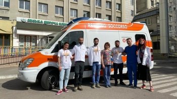 Дитячій лікарні Львова подарували реанімобіль