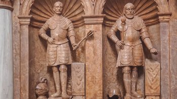 Якщо «Україна — це Європа», то чому до Львова їдуть побачити «шматочок Європи в Україні»?