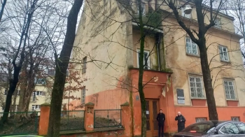 Будівлю колишньої онкополіклініки у Львові продали з аукціону за 65 млн грн