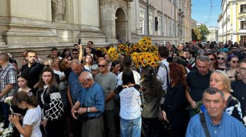 Прощання із сім'єю Базилевичів