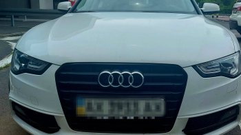 На кордоні з Україною виявили автівку, яку розшукував Інтерпол