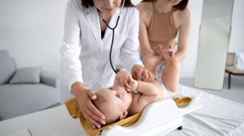 В Україні оновили порядок домашніх медоглядів дітей: як це працюватиме