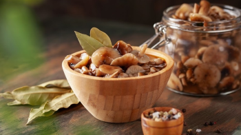 Салат з грибів на зиму