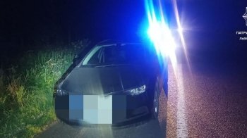 На Львівщині патрульні зупинили авто, яке було у розшуку