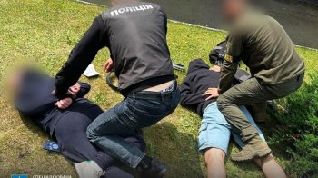 Мешканці Львівщини та Тернопільщини намагались виїхати за кордон за підробленими документами