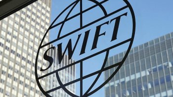 Євросоюз відключає низку банків Росії від SWIFT